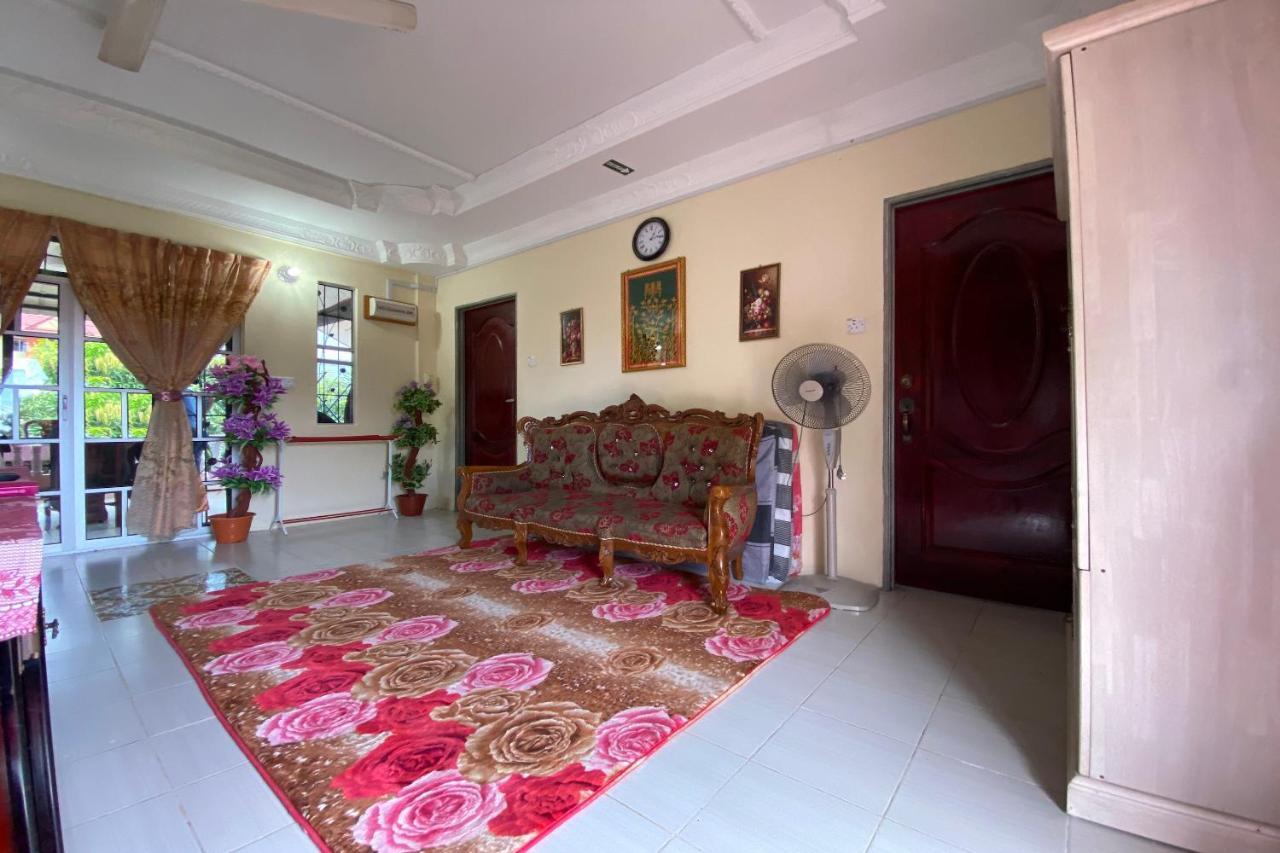 Oyo Home 90331 D'Jj Homestay Kota Belud エクステリア 写真