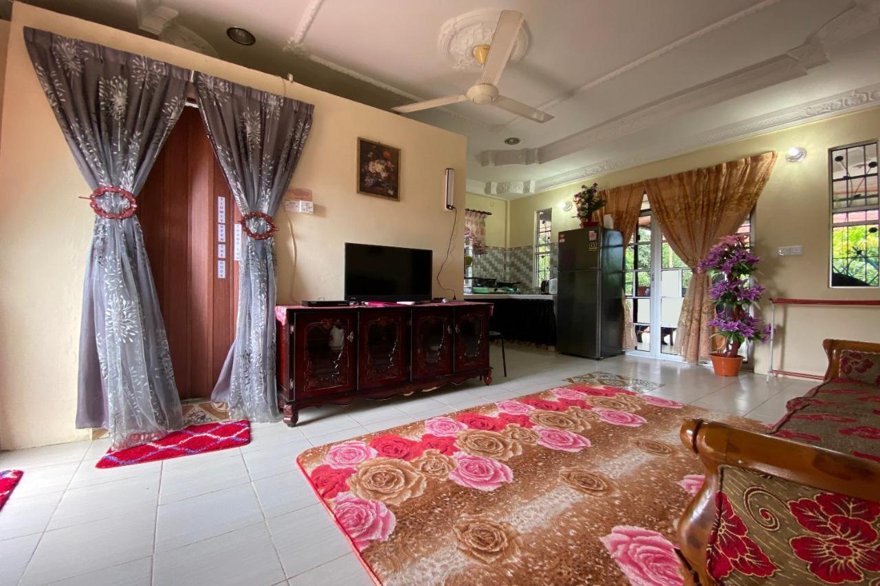 Oyo Home 90331 D'Jj Homestay Kota Belud エクステリア 写真