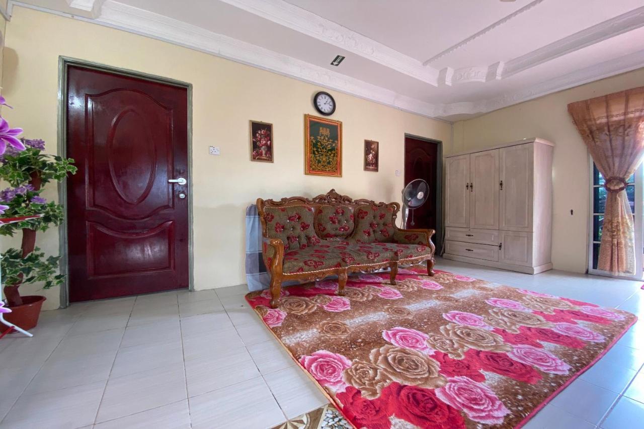 Oyo Home 90331 D'Jj Homestay Kota Belud エクステリア 写真