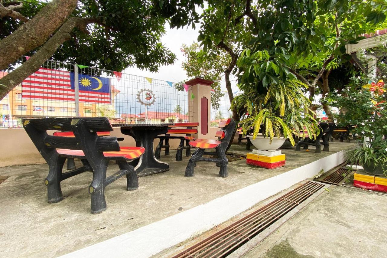 Oyo Home 90331 D'Jj Homestay Kota Belud エクステリア 写真