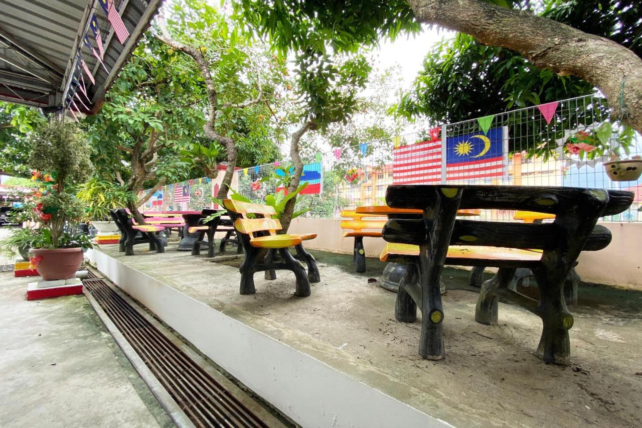 Oyo Home 90331 D'Jj Homestay Kota Belud エクステリア 写真